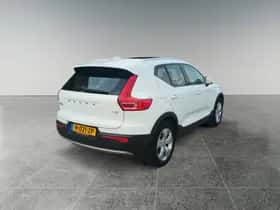 Volvo XC40 (2020) thumbnail 5