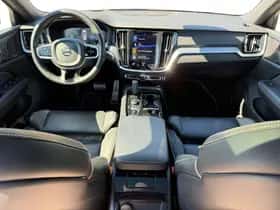 Volvo V60 (2021) thumbnail 11