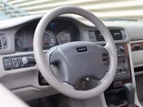 Volvo C70 (2000) thumbnail 4