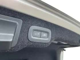 Volvo S90 (2021) thumbnail 9