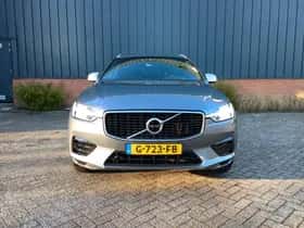 Volvo XC60 (2019) thumbnail 2