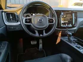 Volvo XC60 (2019) thumbnail 16