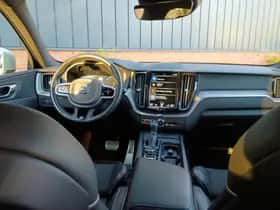 Volvo XC60 (2019) thumbnail 21