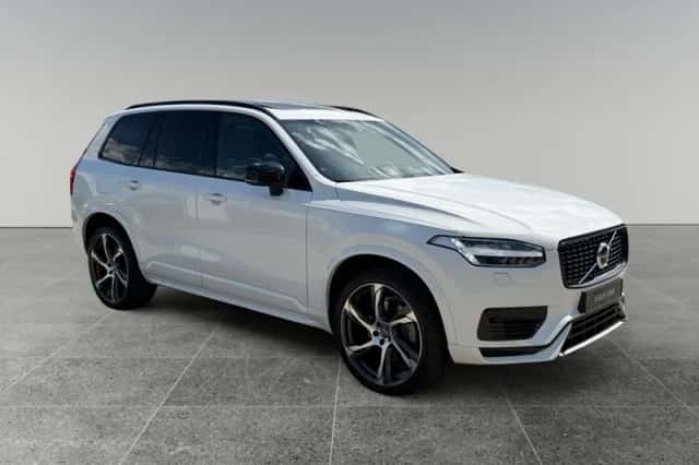 Volvo XC90 (2022) thumbnail 2