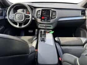 Volvo XC90 (2022) thumbnail 12