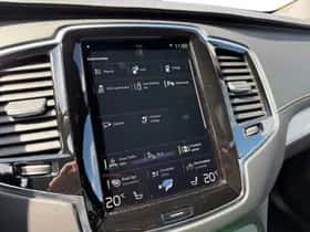 Volvo XC90 (2022) thumbnail 17