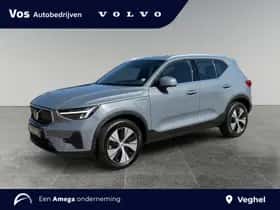 Volvo XC40 (2022)