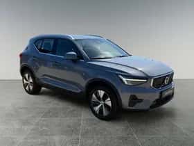 Volvo XC40 (2022) thumbnail 2