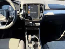 Volvo XC40 (2022) thumbnail 16