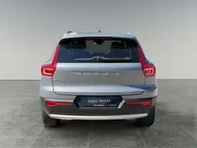 Volvo XC40 (2022) thumbnail 7