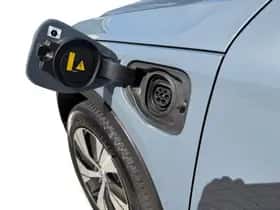 Volvo XC40 (2022) thumbnail 10