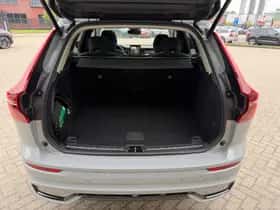 Volvo XC60 (2025) thumbnail 24