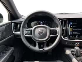 Volvo V60 (2022) thumbnail 12