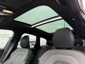Volvo XC60 (2025) thumbnail 25