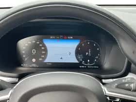 Volvo V60 (2021) thumbnail 14