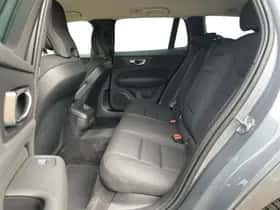 Volvo V60 (2021) thumbnail 18