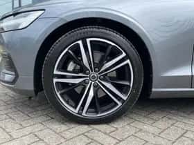 Volvo V60 (2021) thumbnail 19