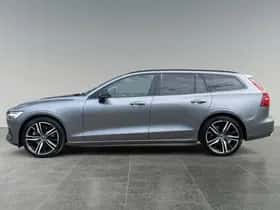 Volvo V60 (2021) thumbnail 4