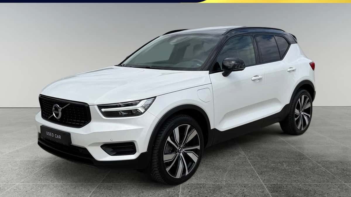 Volvo XC40 (2021) — foto 1
