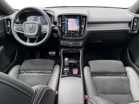 Volvo XC40 (2021) thumbnail 18