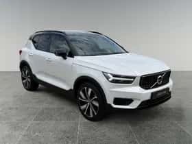Volvo XC40 (2021) thumbnail 5