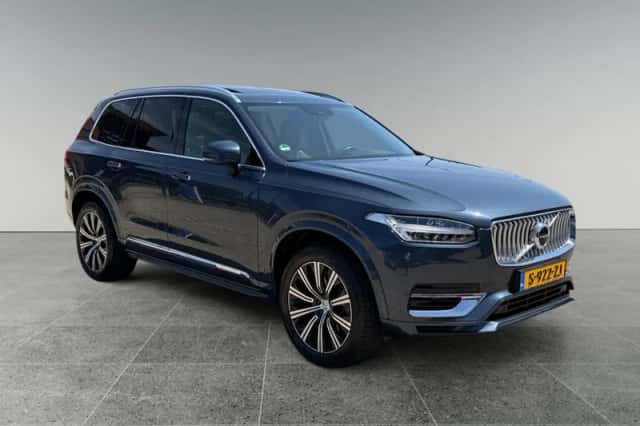 Volvo XC90 (2020) thumbnail 2