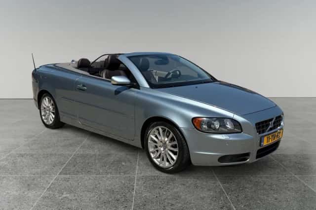 Volvo C70 (2006) thumbnail 2