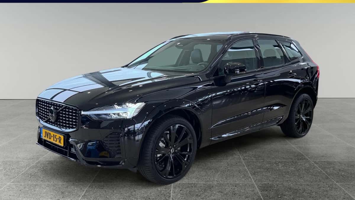 Volvo XC60 (2025) — foto 1