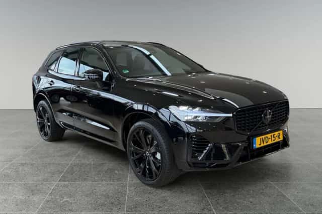 Volvo XC60 (2025) thumbnail 2