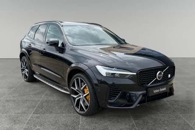 Volvo XC60 (2022) thumbnail 2