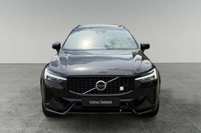 Volvo XC60 (2022) thumbnail 5