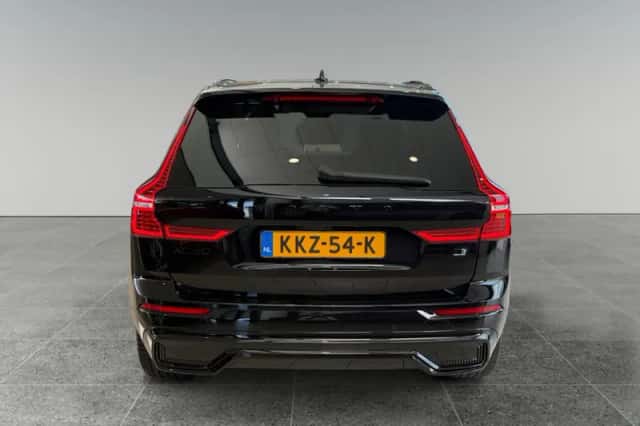 Volvo XC60 (2024) thumbnail 6