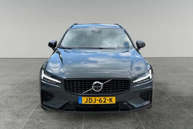 Volvo V60 (2025) thumbnail 5