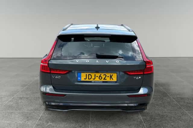 Volvo V60 (2025) thumbnail 6