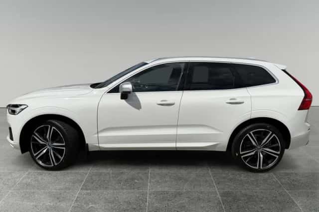 Volvo XC60 (2018) thumbnail 4
