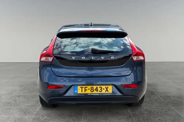 Volvo V40 (2018) thumbnail 6