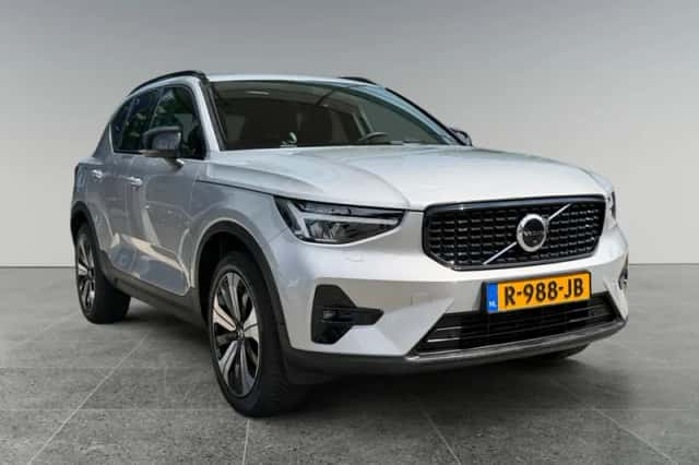 Volvo XC40 (2022) thumbnail 2
