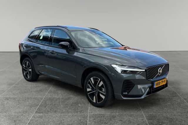 Volvo XC60 (2025) thumbnail 2