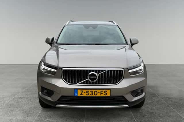 Volvo XC40 (2020) thumbnail 5