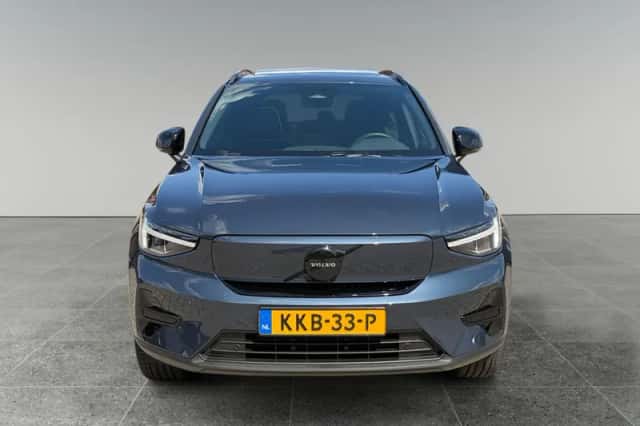 Volvo EX40 (2026) thumbnail 5