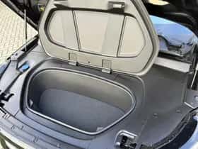 Volvo XC40 (2025) thumbnail 6