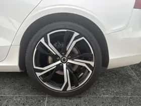 Volvo V60 (2024) thumbnail 9