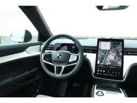 Volvo EX90 (2025) thumbnail 16