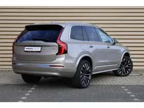 Volvo XC90 (2025) thumbnail 2