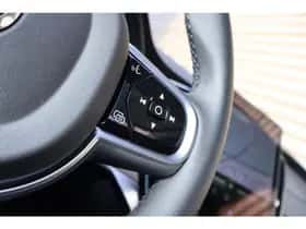 Volvo XC90 (2025) thumbnail 32