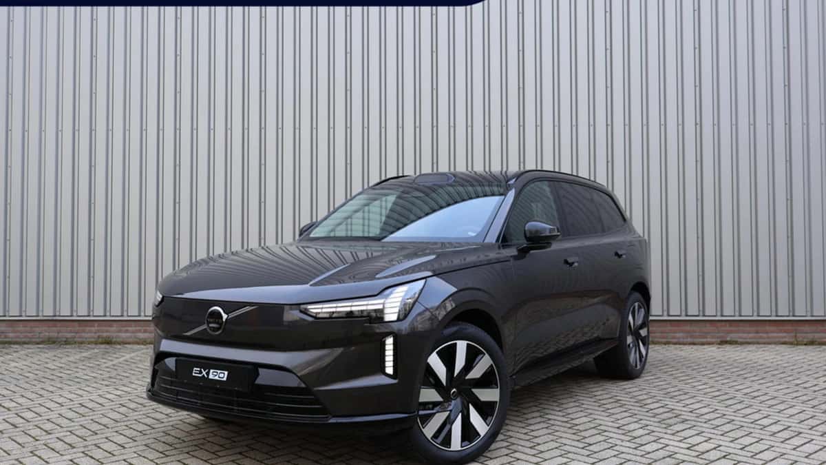 Volvo EX90 (2025) — foto 1