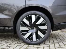 Volvo EX90 (2025) thumbnail 6