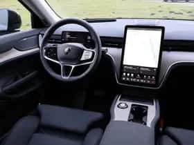 Volvo EX90 (2025) thumbnail 9