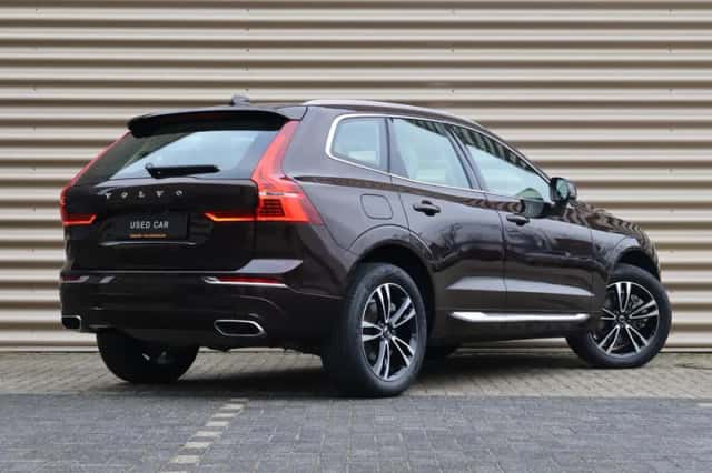 Volvo XC60 (2020) thumbnail 2