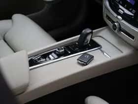 Volvo XC60 (2020) thumbnail 23